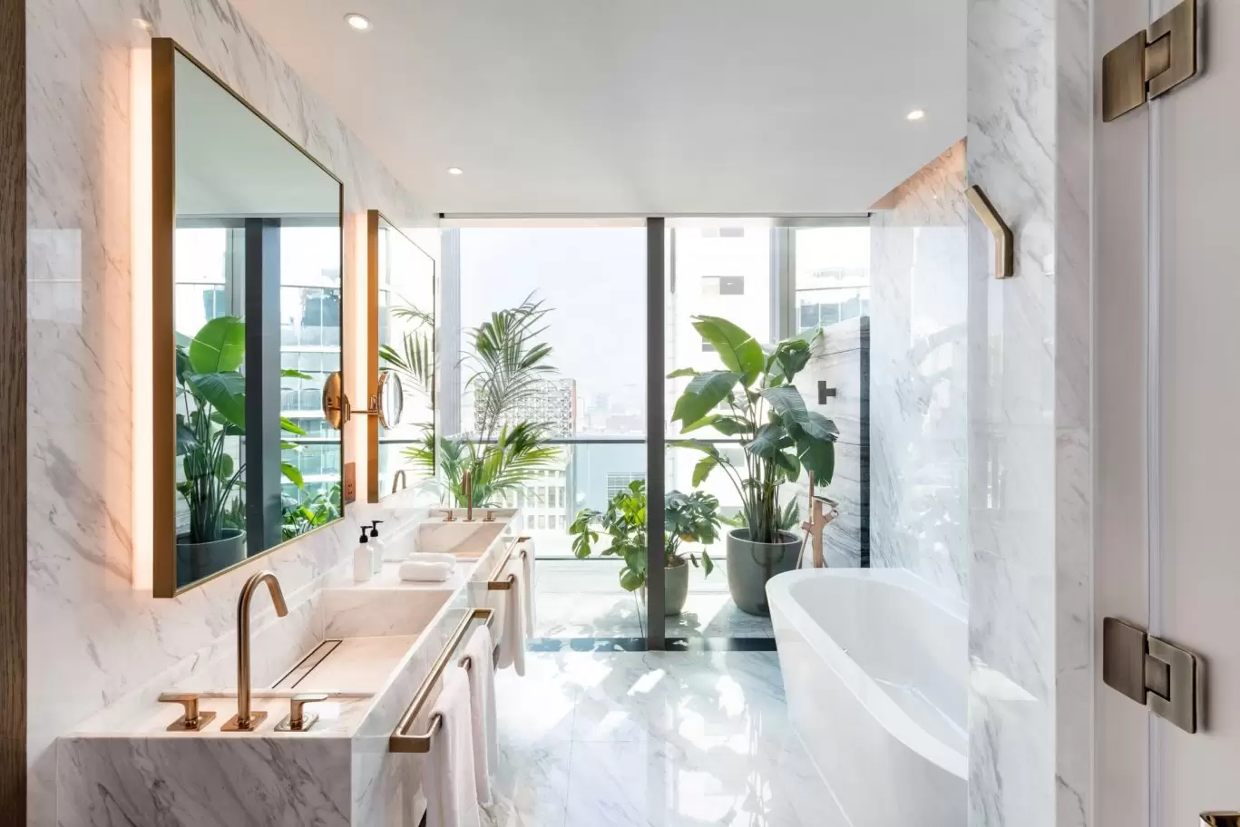 The Hari Suite – Bathroom 1