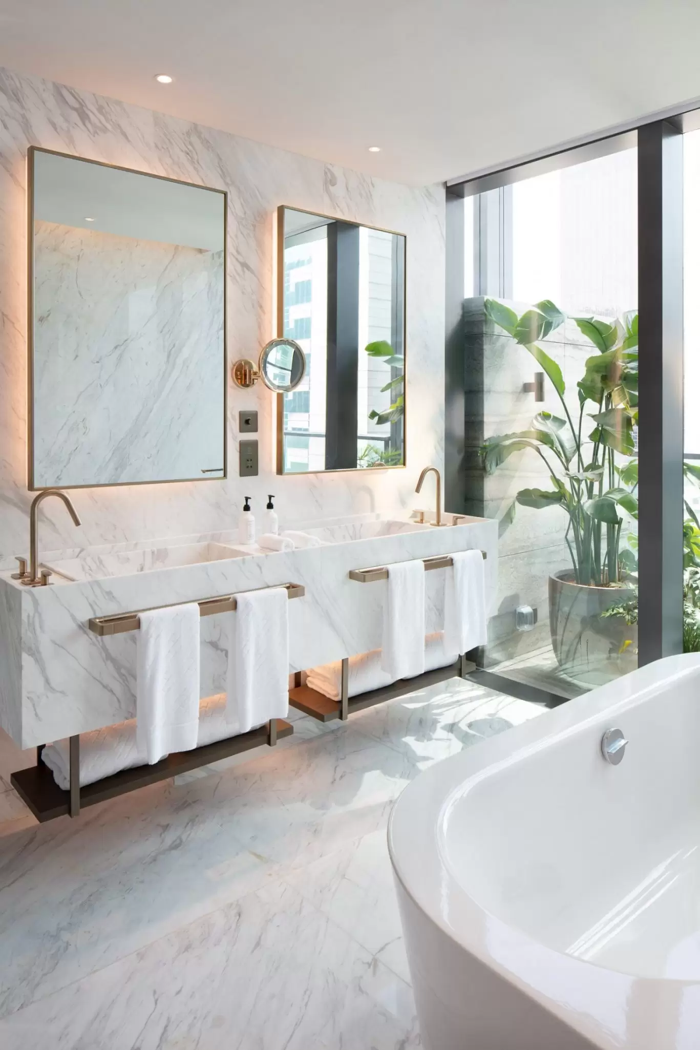 The Library Suite – Bathroom