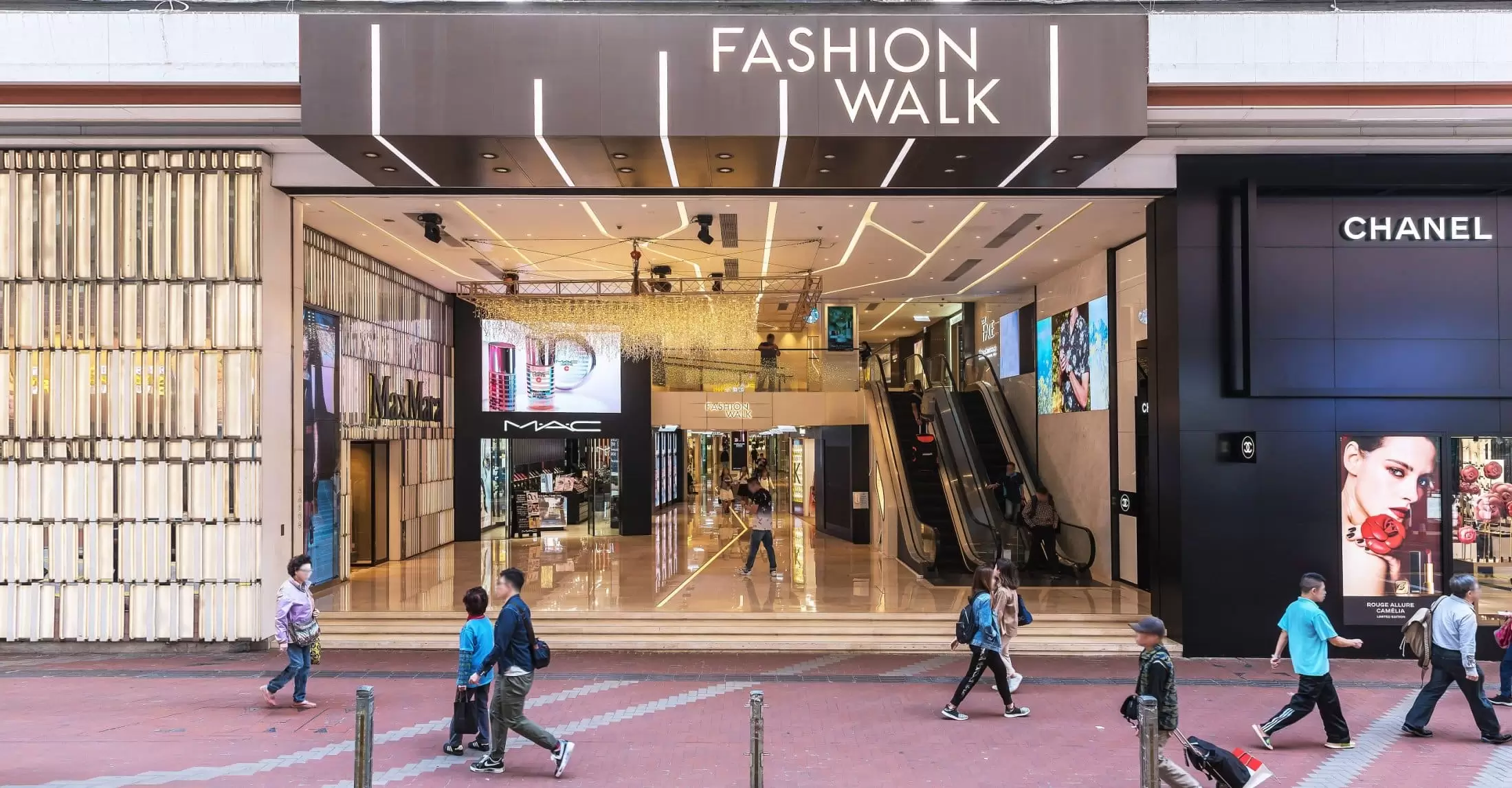 The entrance to Fashion Walk Shopping Cent