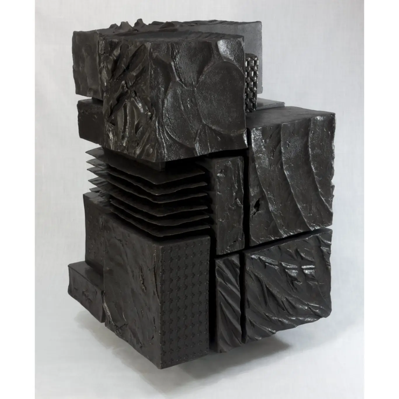 From Anxiety to Hope, 2023. Red earthenware, 53 × 36 × 36 cm