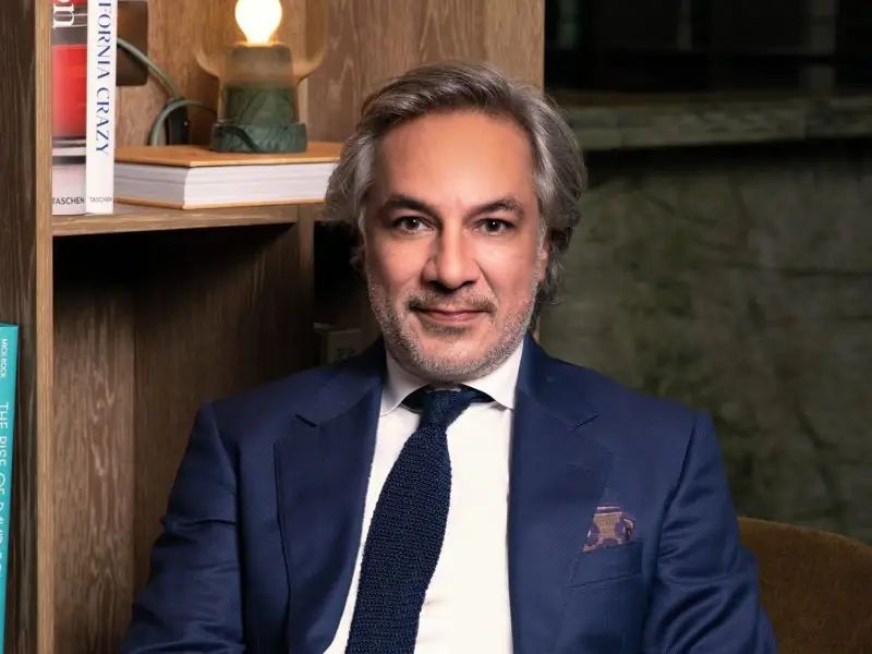 Dr Aron Harilela (2)