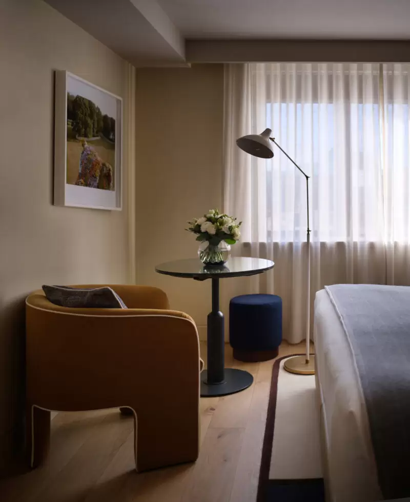 King Deluxe_Seating Area