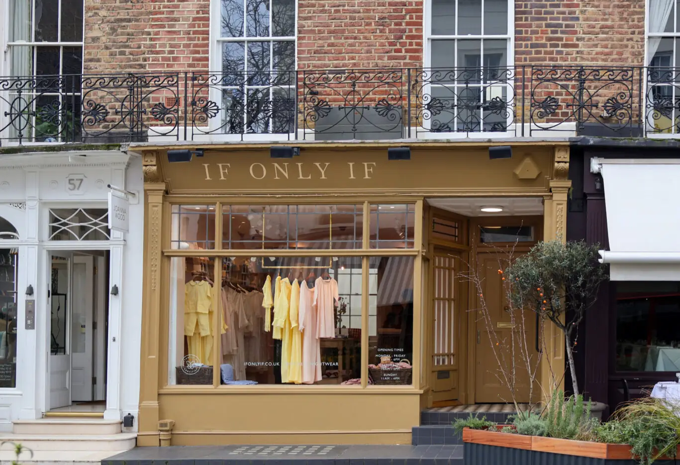 If Only If Elizabeth Street